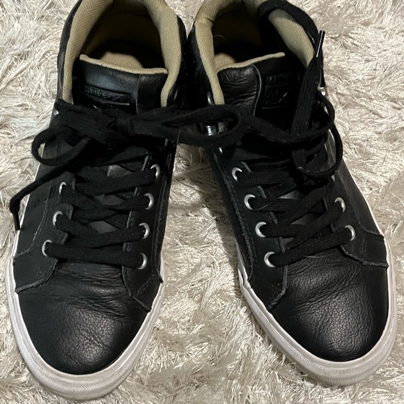 Converse ALL STAR Fulton Black Leather Mid Unisex 6Y Women 7.5 / 151051C -no box - Picture 4 of 9